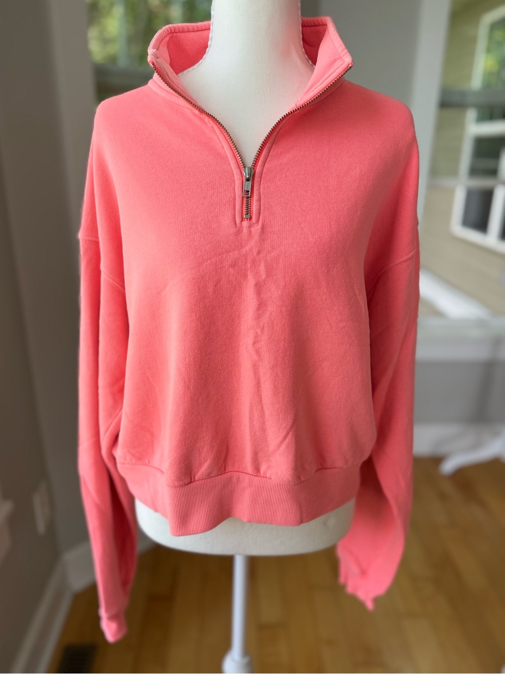 Wild Fable Neon Pink Cropped Half-Zip Sweatshirt Size Large